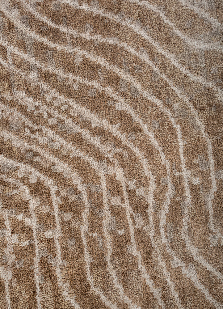 entropy beige and brown wool and bamboo silk Hand Knotted Rug - CloseUp