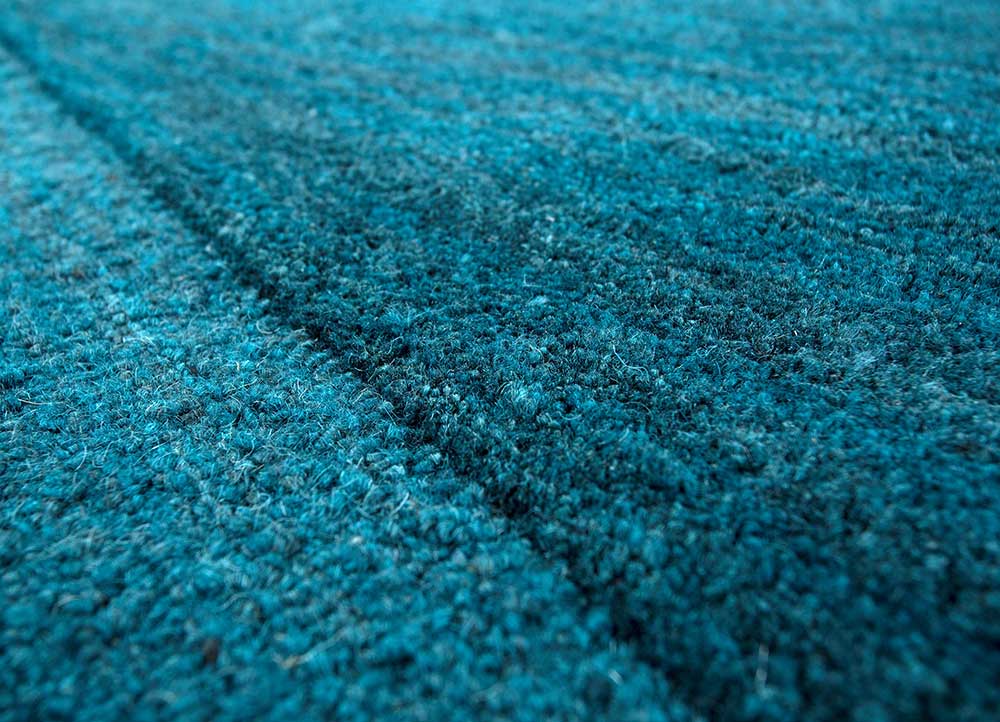 come around blue wool and viscose Hand Tufted Rug - CloseUp