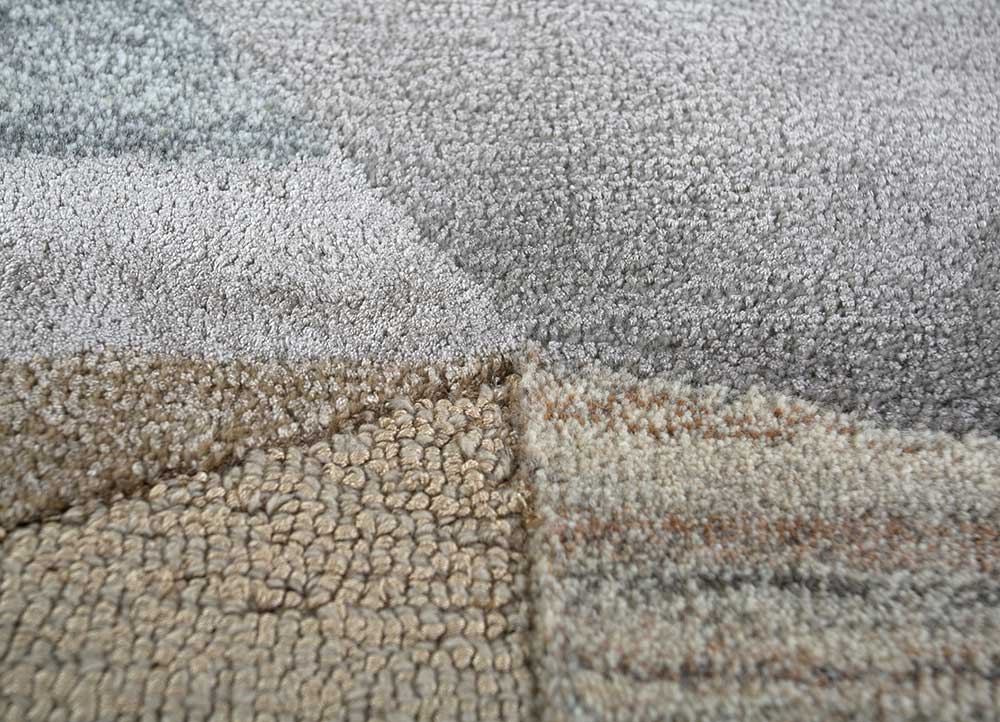 come around grey and black wool and viscose Hand Tufted Rug - CloseUp come around grey and black wool and viscose Hand Tufted Rug - CloseUp
