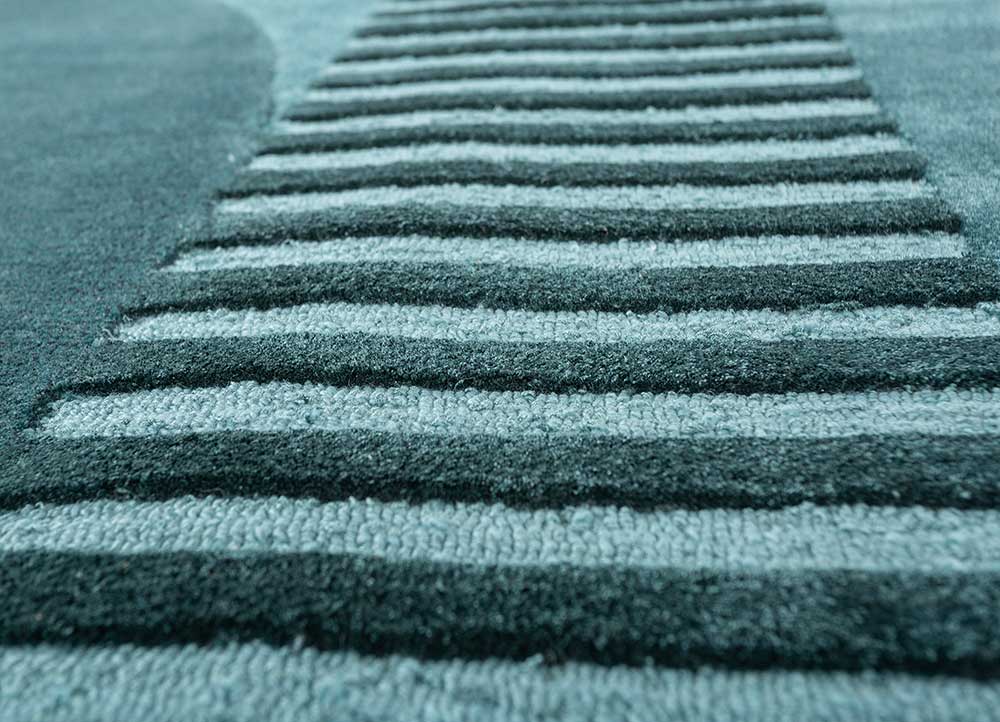 come around blue wool and viscose Hand Tufted Rug - CloseUp