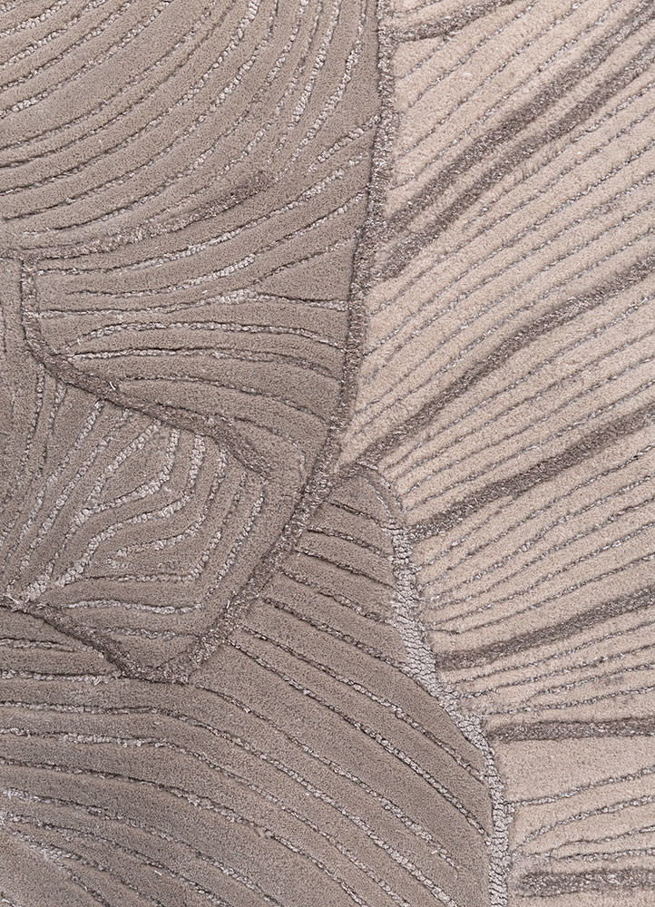 aurelia grey and black wool and viscose Hand Tufted Rug - CloseUp aurelia grey and black wool and viscose Hand Tufted Rug - CloseUp