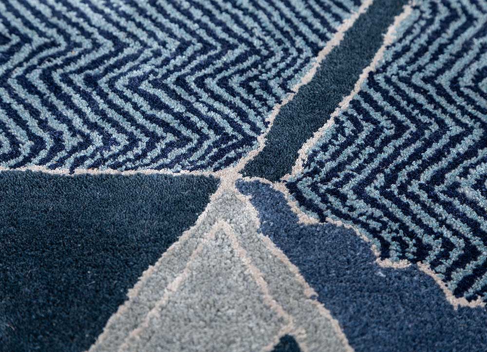 archetype blue wool and viscose Hand Tufted Rug - CloseUp