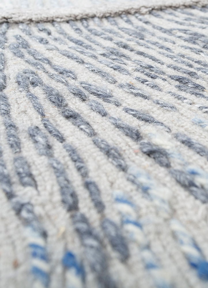aurelia blue wool and viscose Hand Tufted Rug - CloseUp