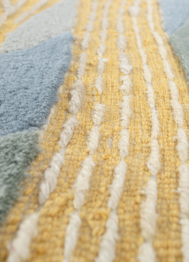 aurelia ivory wool and viscose and silk Hand Tufted Rug - CloseUp
