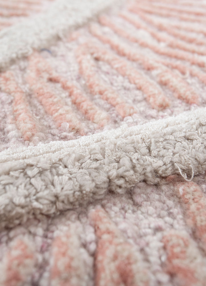 aurelia pink and purple wool and viscose Hand Tufted Rug - CloseUp