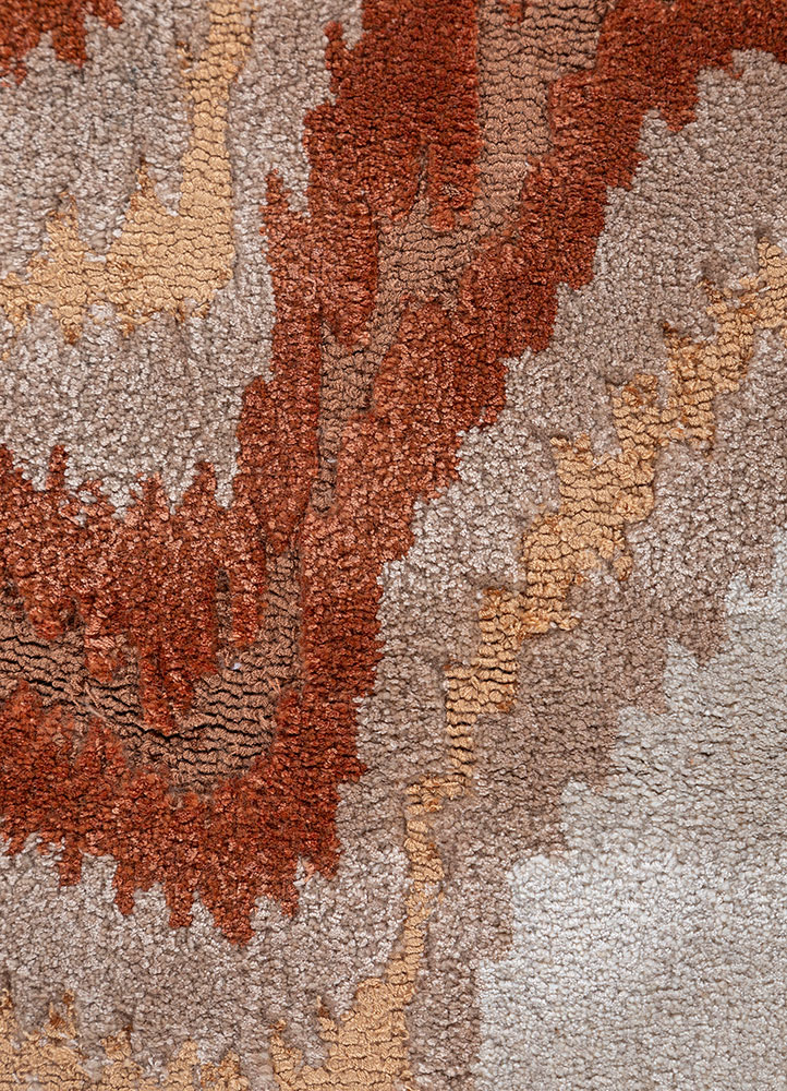 mythos red and orange wool and viscose Hand Tufted Rug - CloseUp