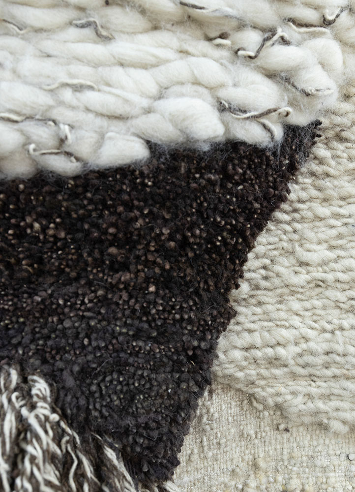 wall art and tapestries ivory wool Hand Knotted Rug - CloseUp