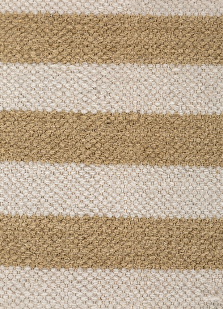 alhambra gold wool Flat Weaves Rug - CloseUp