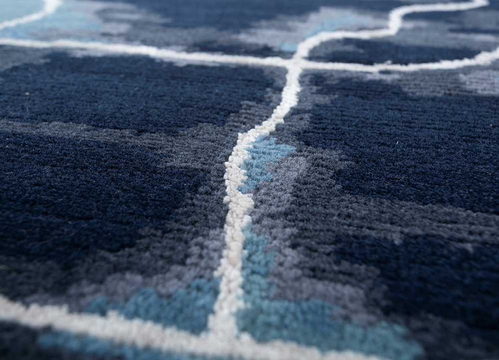 clan blue wool and bamboo silk Hand Knotted Rug - CloseUp