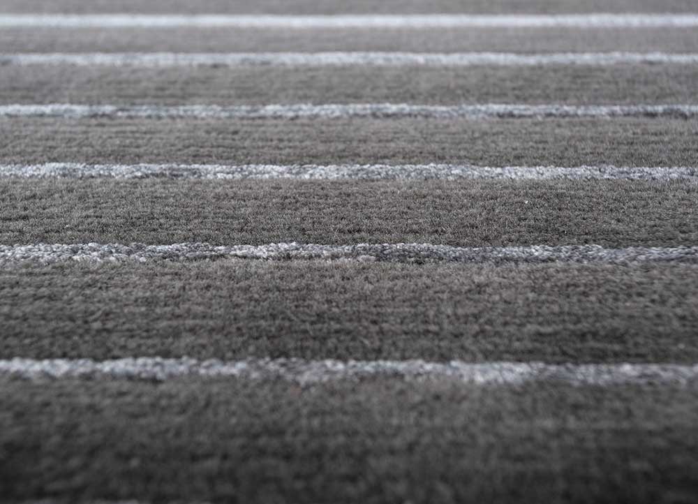 clan grey and black wool and bamboo silk Hand Knotted Rug - CloseUp