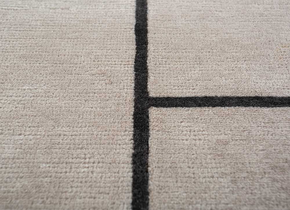 sthir grey and black wool Hand Knotted Rug - CloseUp