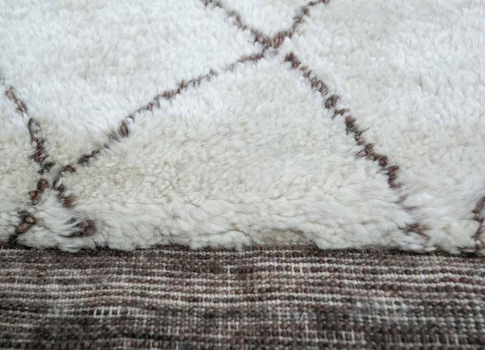 zuri beige and brown wool Hand Knotted Rug - CloseUp