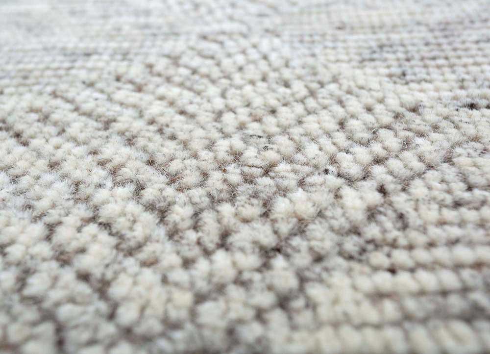 clan ivory wool Hand Knotted Rug - CloseUp clan ivory wool Hand Knotted Rug - CloseUp