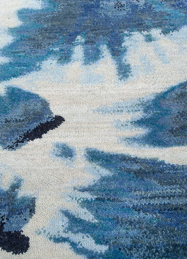 clan blue wool Hand Knotted Rug - CloseUp clan blue wool Hand Knotted Rug - CloseUp