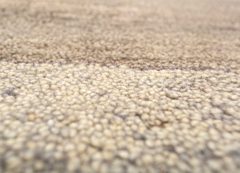brahmaand grey and black wool Hand Knotted Rug - CloseUp