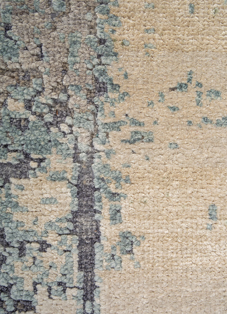 entropy ivory wool and silk Hand Knotted Rug - CloseUp