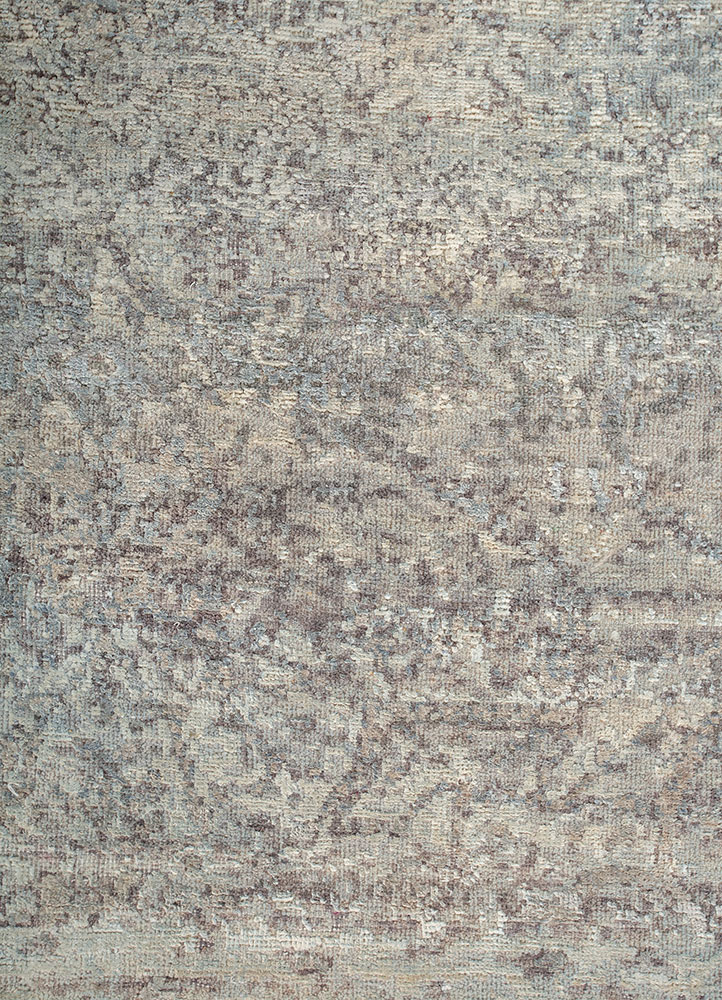 far east ivory wool and silk Hand Knotted Rug - CloseUp