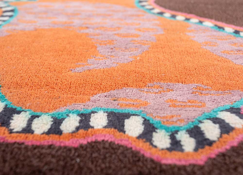 majnun red and orange wool and silk Hand Knotted Rug - CloseUp