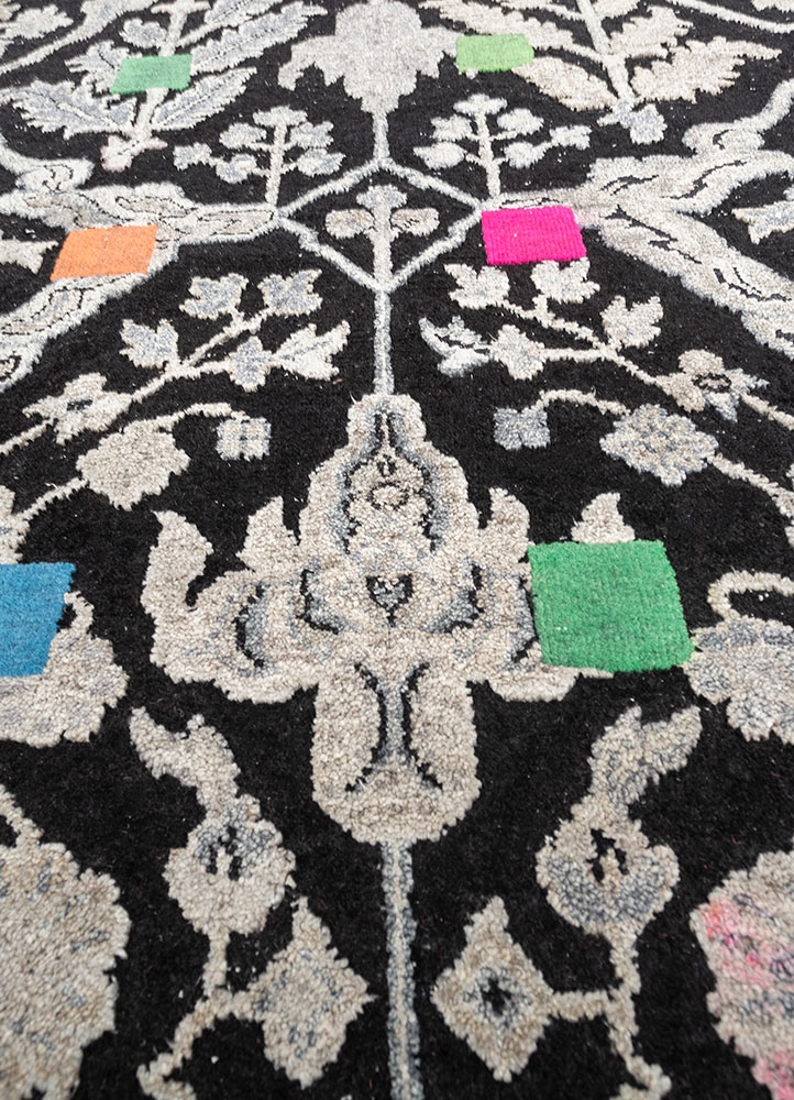 playing with tradition grey and black wool and silk Hand Knotted Rug - CloseUp playing with tradition grey and black wool and silk Hand Knotted Rug - CloseUp