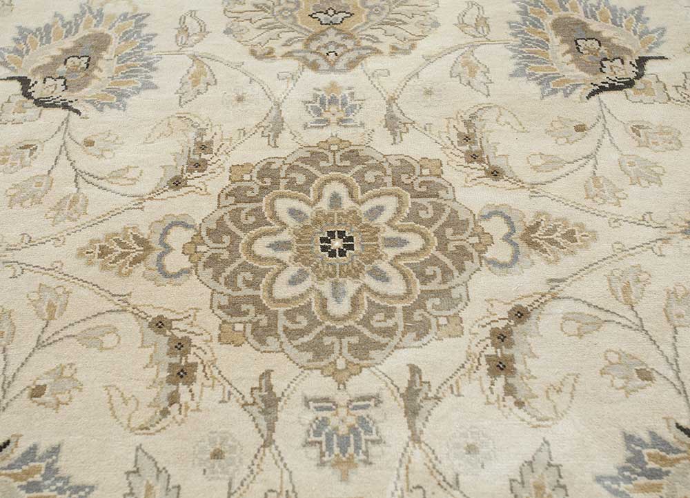 aurora ivory silk Hand Knotted Rug - CloseUp