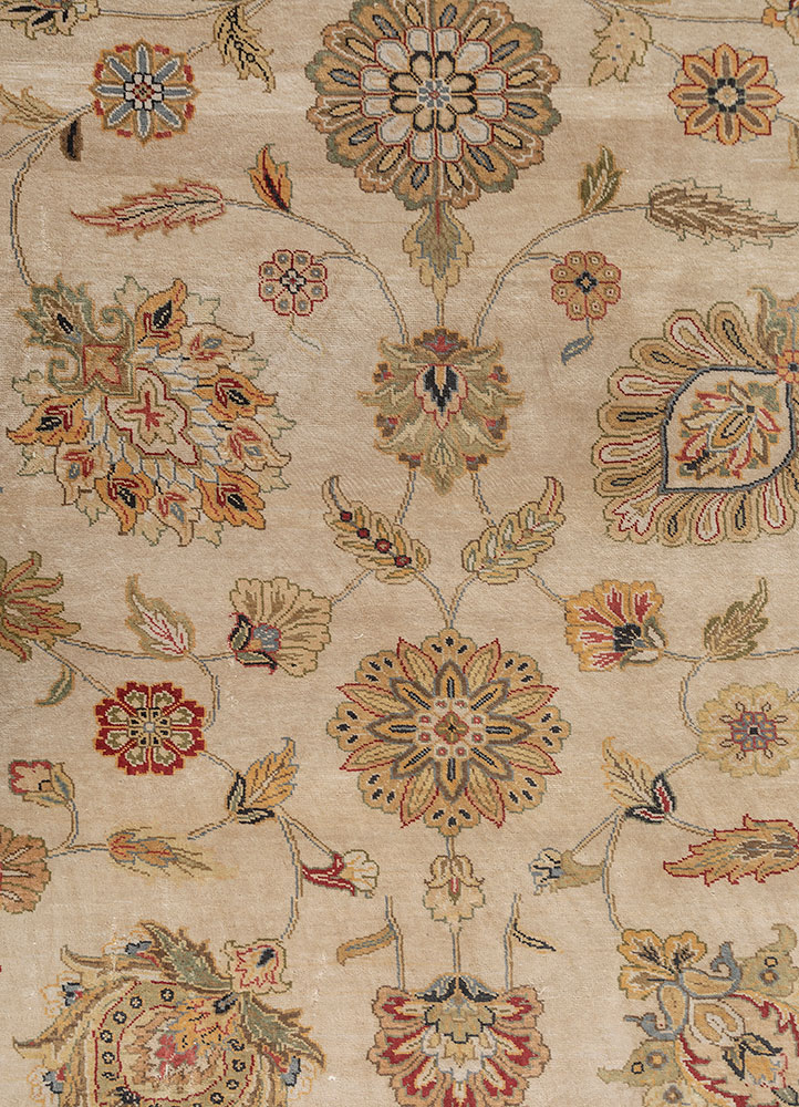 aurora ivory silk Hand Knotted Rug - CloseUp