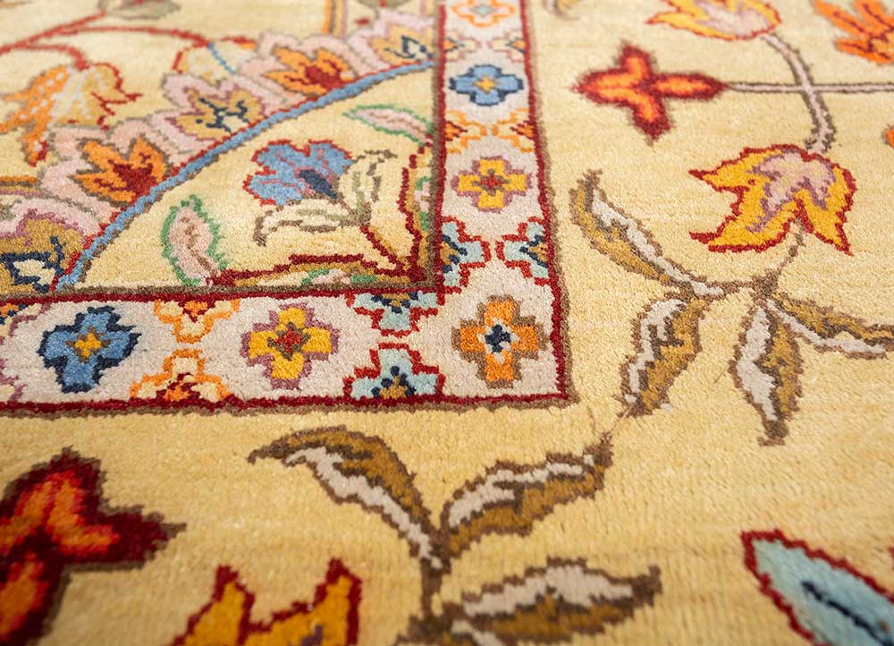 aurora gold silk Hand Knotted Rug - CloseUp