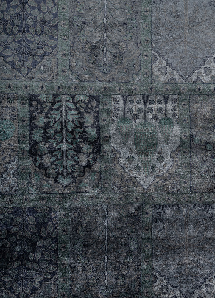 aurora blue silk Hand Knotted Rug - CloseUp