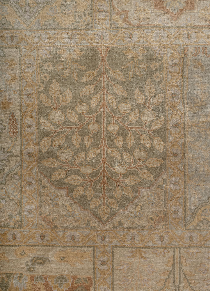 aurora blue silk Hand Knotted Rug - CloseUp