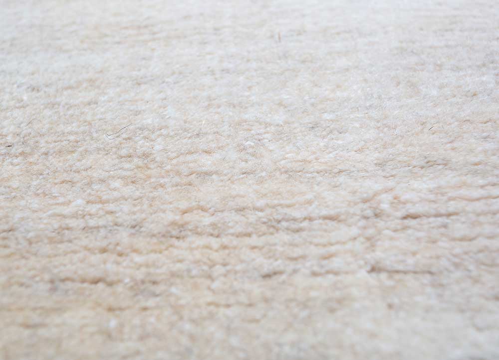 acar ivory wool and viscose Hand Loom Rug - CloseUp