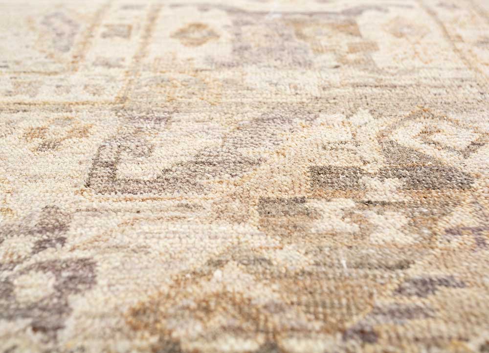 someplace in time ivory wool Hand Knotted Rug - CloseUp