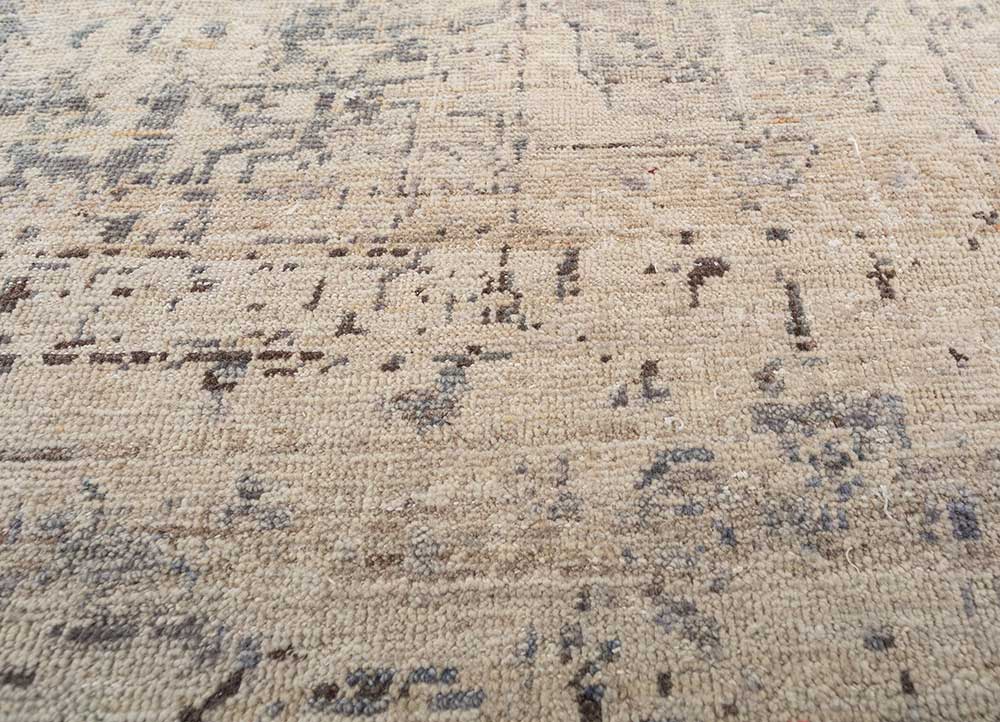 someplace in time ivory wool Hand Knotted Rug - CloseUp