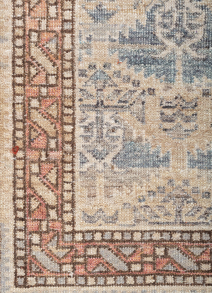 aprezo blue wool Hand Knotted Rug - CloseUp