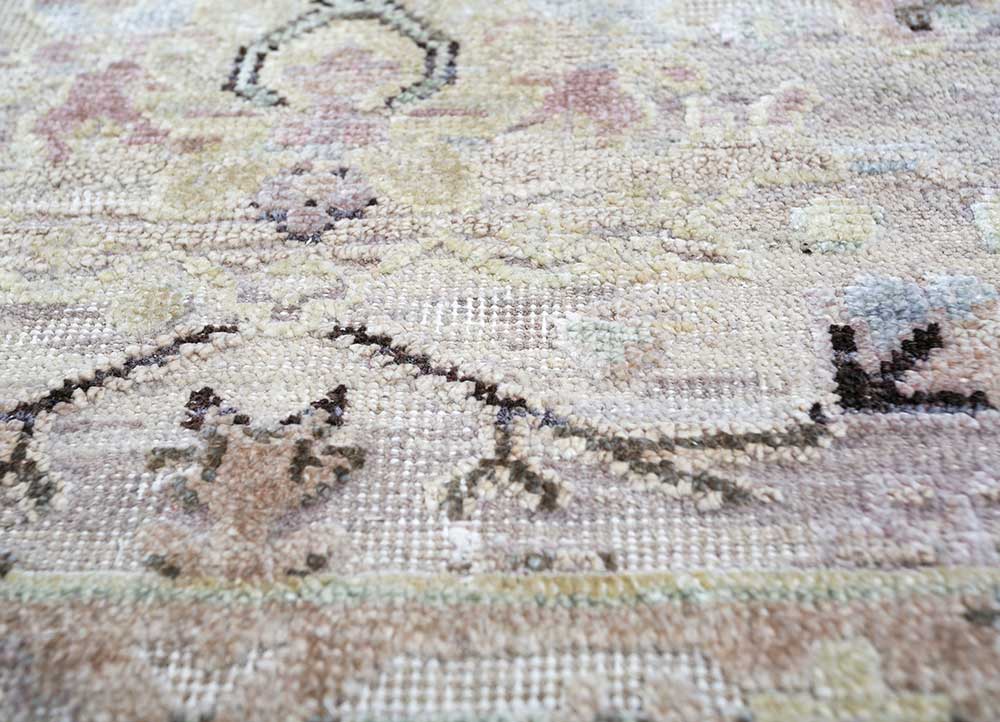 viscaya ivory wool and silk Hand Knotted Rug - CloseUp