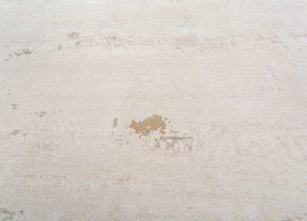 chaos theory by kavi ivory wool and bamboo silk Hand Knotted Rug - CloseUp chaos theory by kavi ivory wool and bamboo silk Hand Knotted Rug - CloseUp