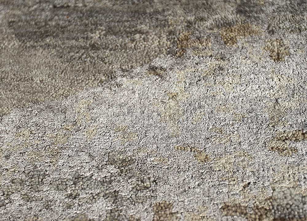 chaos theory by kavi grey and black wool and bamboo silk Hand Knotted Rug - CloseUp chaos theory by kavi grey and black wool and bamboo silk Hand Knotted Rug - CloseUp