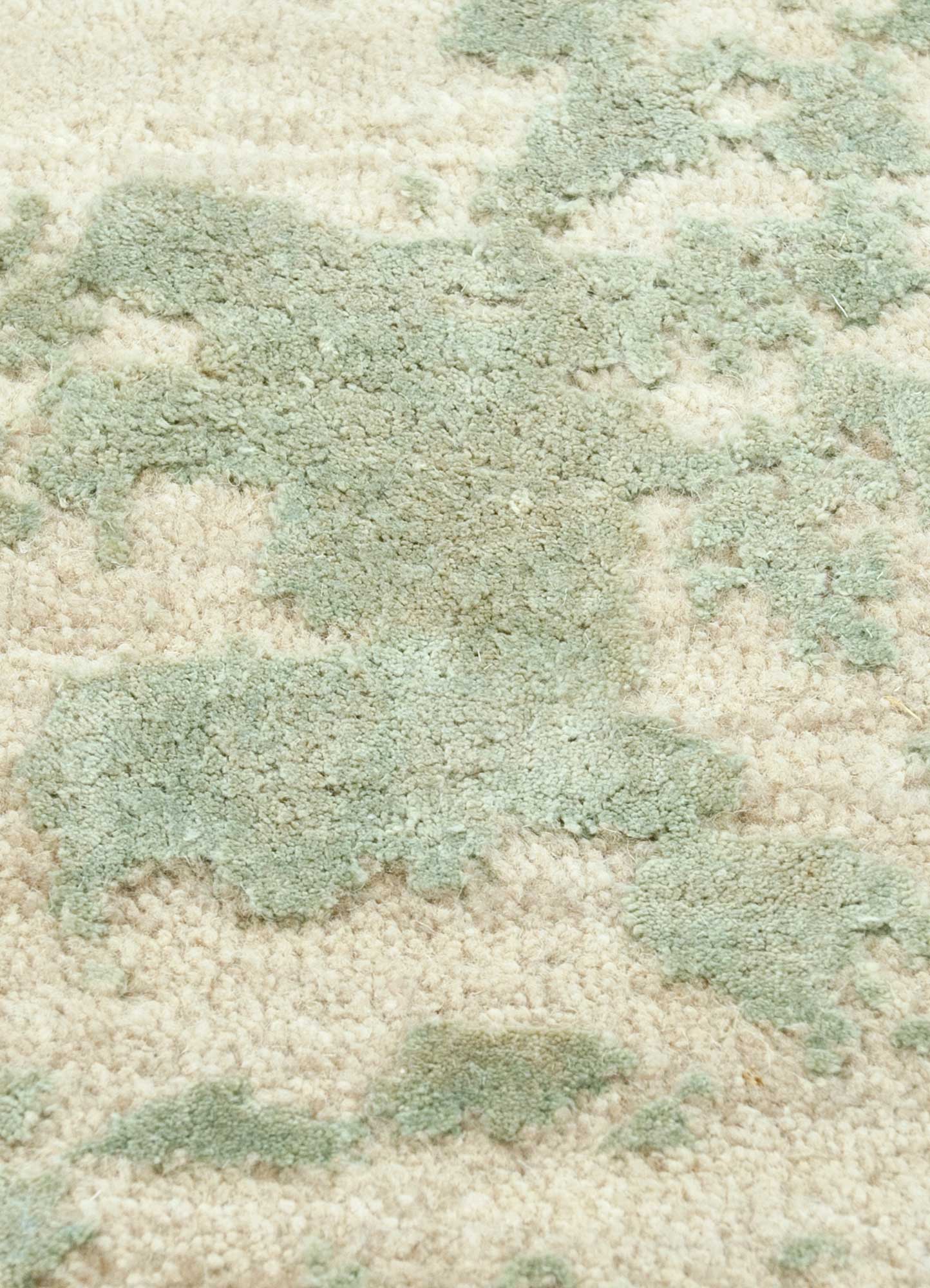 project error by kavi ivory wool and bamboo silk Hand Knotted Rug - CloseUp