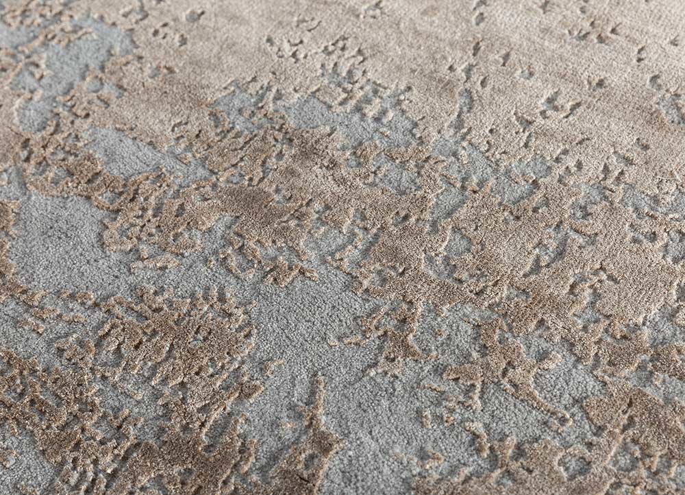 project error by kavi grey and black wool and bamboo silk Hand Knotted Rug - CloseUp project error by kavi grey and black wool and bamboo silk Hand Knotted Rug - CloseUp