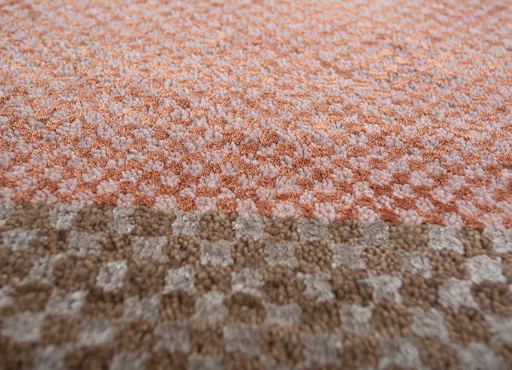 chaos theory by kavi ivory wool and bamboo silk Hand Knotted Rug - CloseUp chaos theory by kavi ivory wool and bamboo silk Hand Knotted Rug - CloseUp