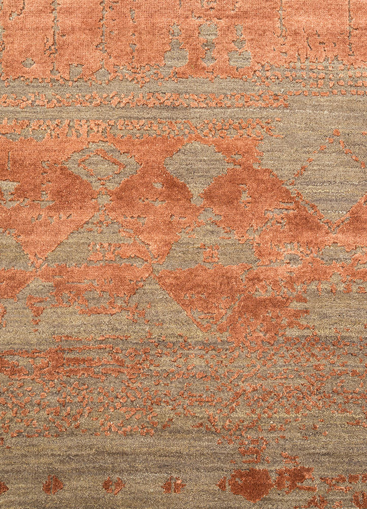 project error by kavi beige and brown wool and bamboo silk Hand Knotted Rug - CloseUp project error by kavi beige and brown wool and bamboo silk Hand Knotted Rug - CloseUp