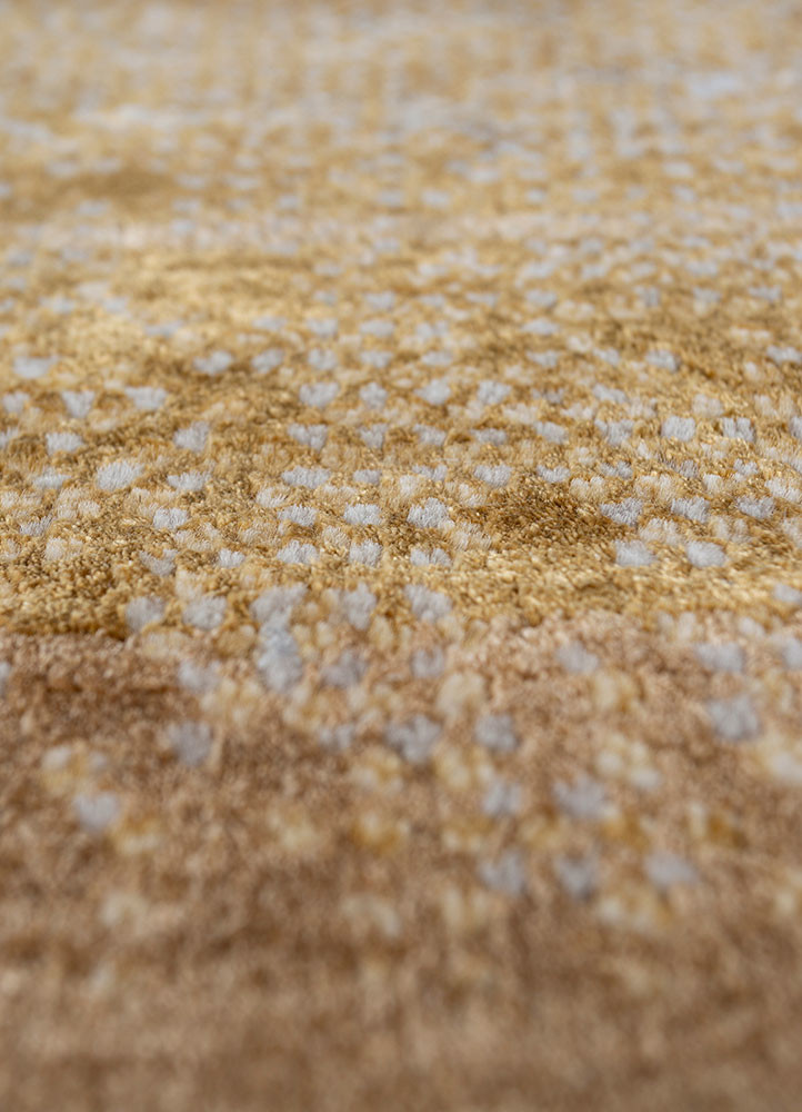 afterglow by kavi gold wool and bamboo silk Hand Knotted Rug - CloseUp afterglow by kavi gold wool and bamboo silk Hand Knotted Rug - CloseUp