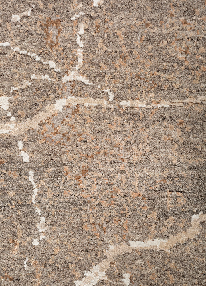 aprezo beige and brown wool and bamboo silk Hand Knotted Rug - CloseUp