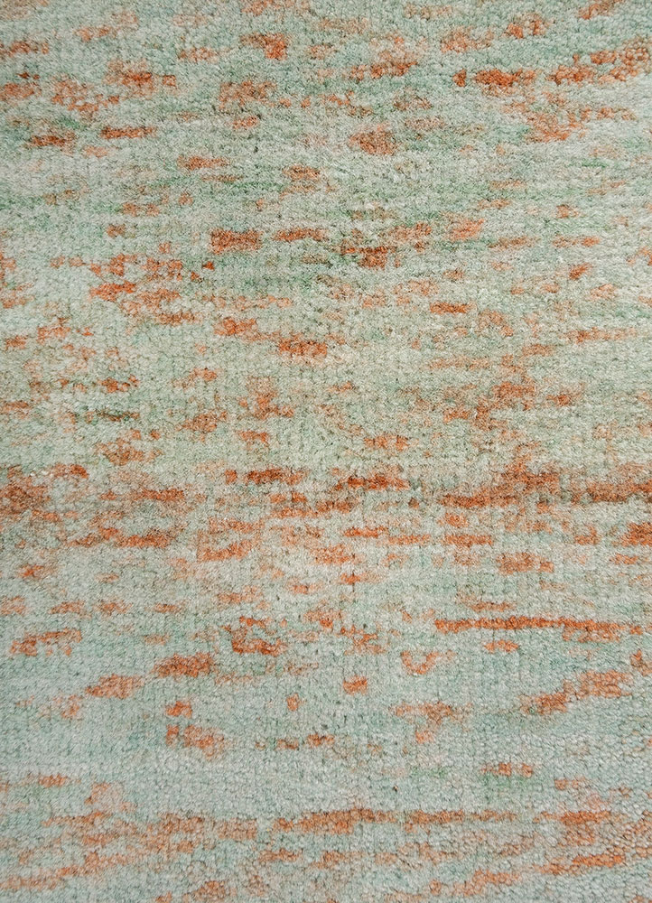 aprezo red and orange wool Hand Knotted Rug - CloseUp aprezo red and orange wool Hand Knotted Rug - CloseUp