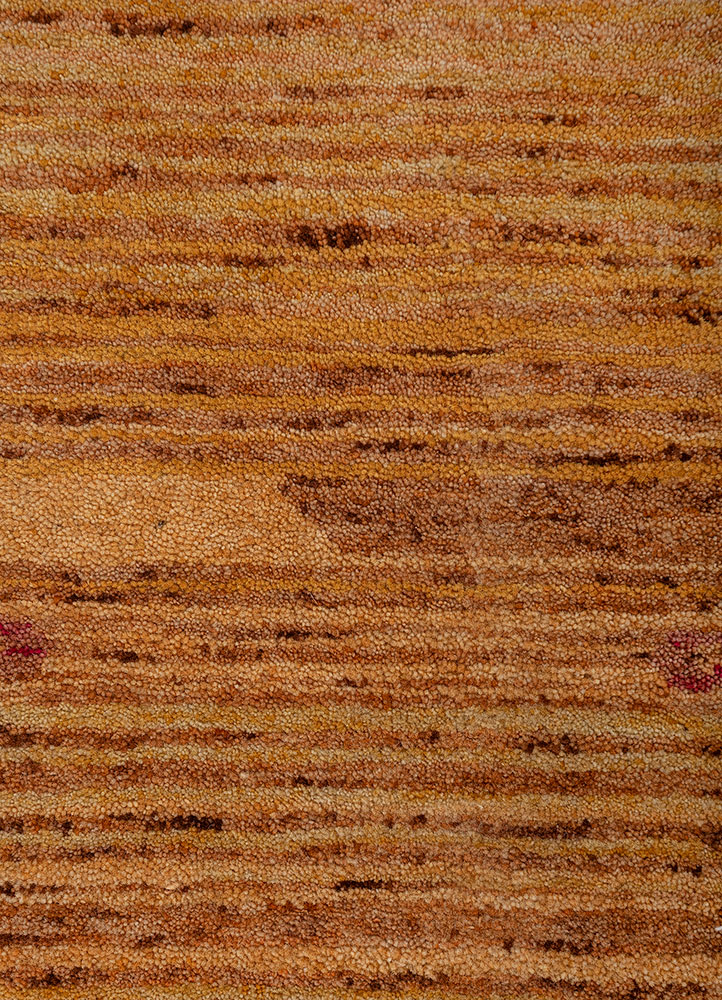 aprezo red and orange wool Hand Knotted Rug - CloseUp