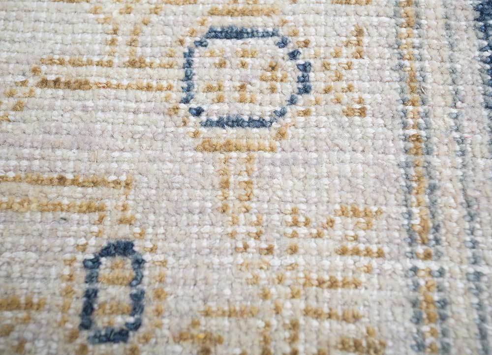 erbe ivory wool Hand Knotted Rug - CloseUp