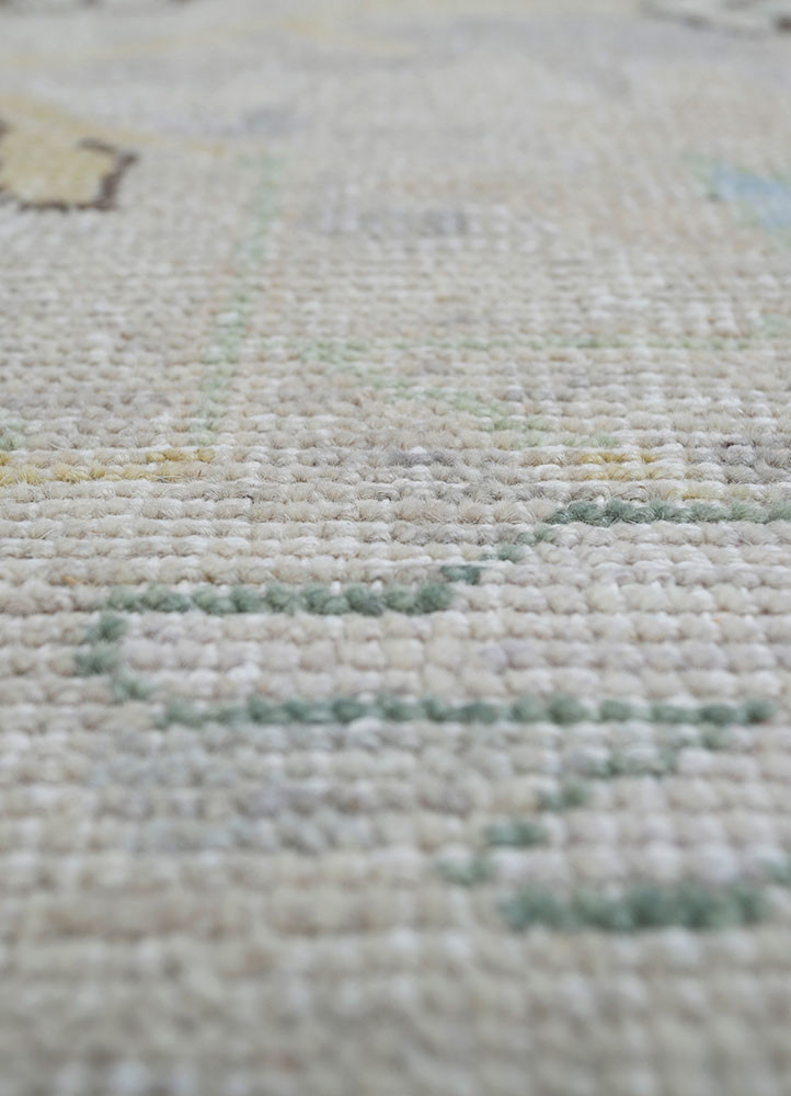 erbe ivory wool Hand Knotted Rug - CloseUp erbe ivory wool Hand Knotted Rug - CloseUp