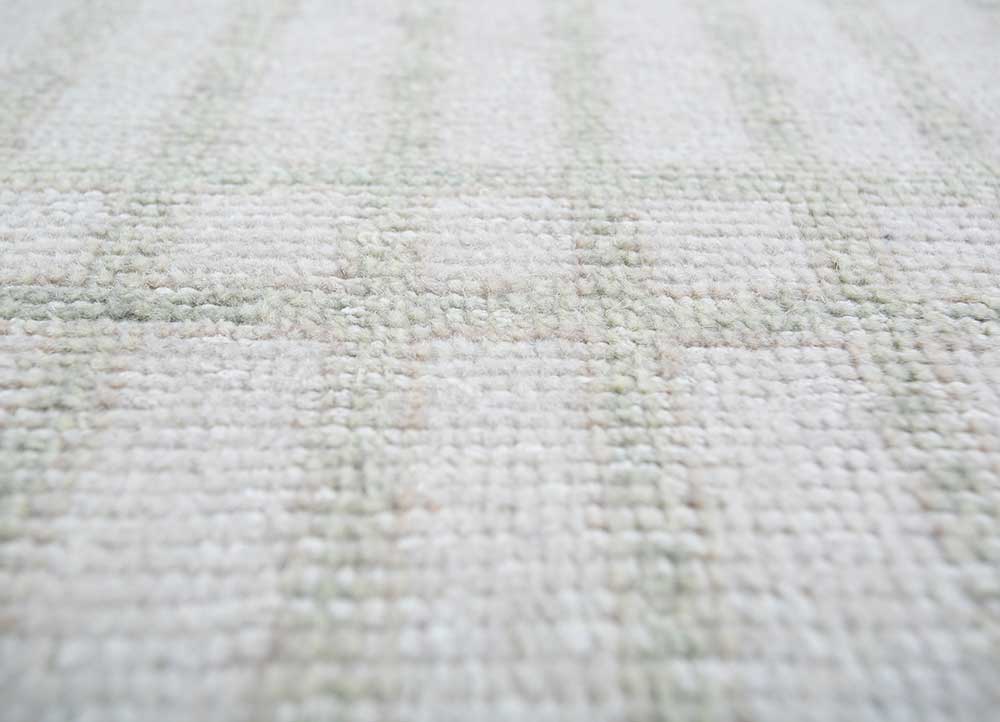 erbe ivory wool Hand Knotted Rug - CloseUp