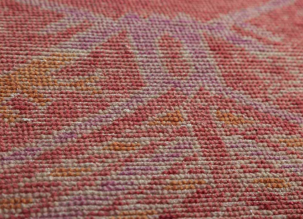 erbe red and orange wool Hand Knotted Rug - CloseUp