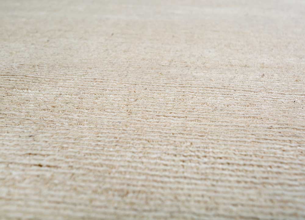 basis ivory wool and viscose Hand Loom Rug - CloseUp