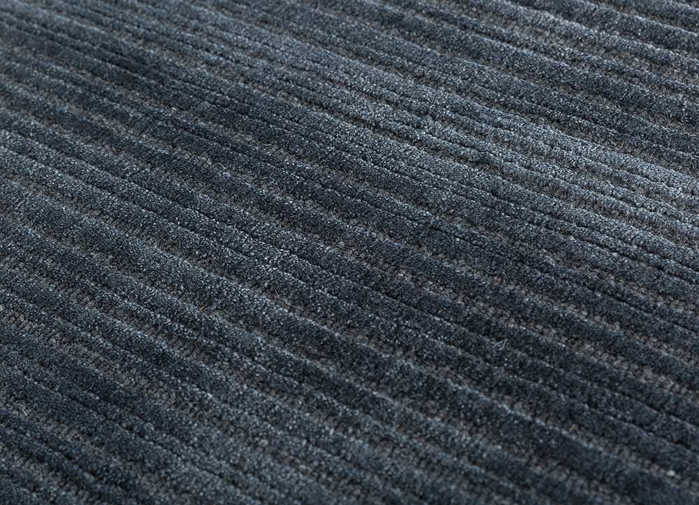 basis grey and black wool and bamboo silk Hand Loom Rug - CloseUp basis grey and black wool and bamboo silk Hand Loom Rug - CloseUp