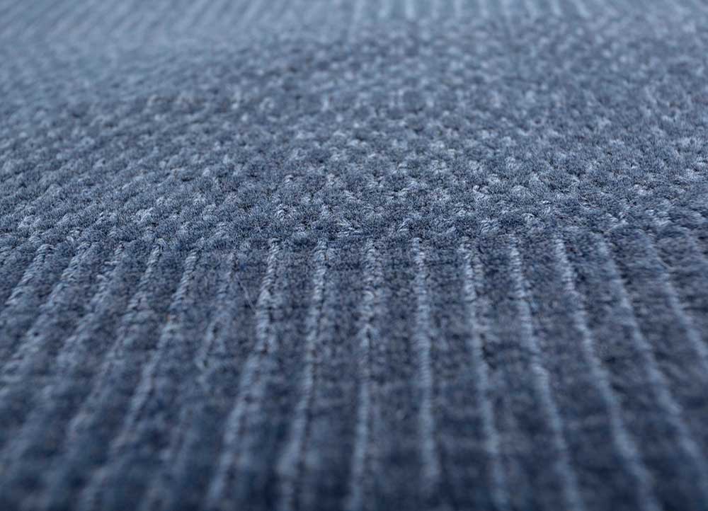 tesoro blue wool Hand Loom Rug - CloseUp